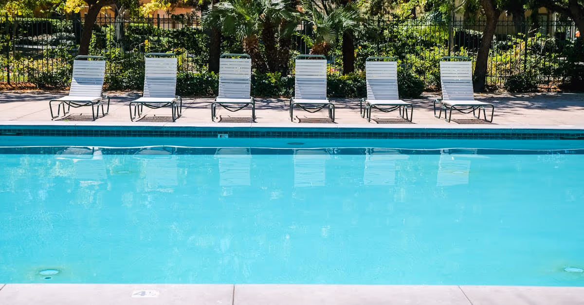 swimming pool